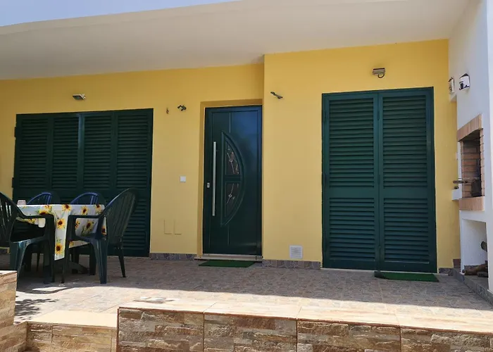 V3 - Vale Pedras بيت للعطل البوفيرا